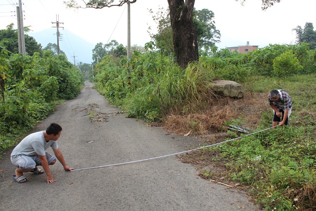 道路土地取得尚無共識，瑪雅村個別家屋重建進度停滯